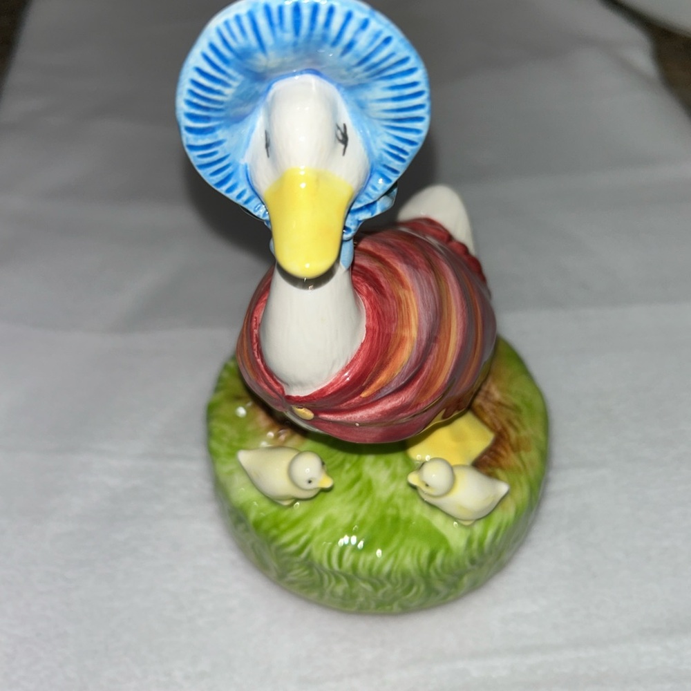 VTG Schmid Beatrix Potter Jemima Puddle-Duck music box